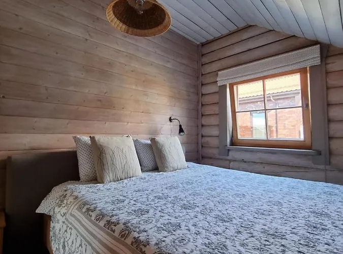 Rasos בית הארחה פלאנגה