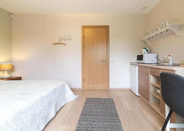 Rasos בית הארחה פלאנגה